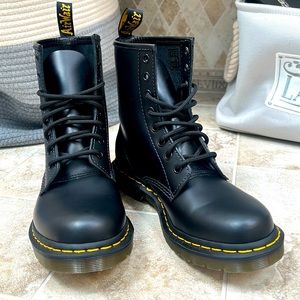 Dr. Martens Air Wair